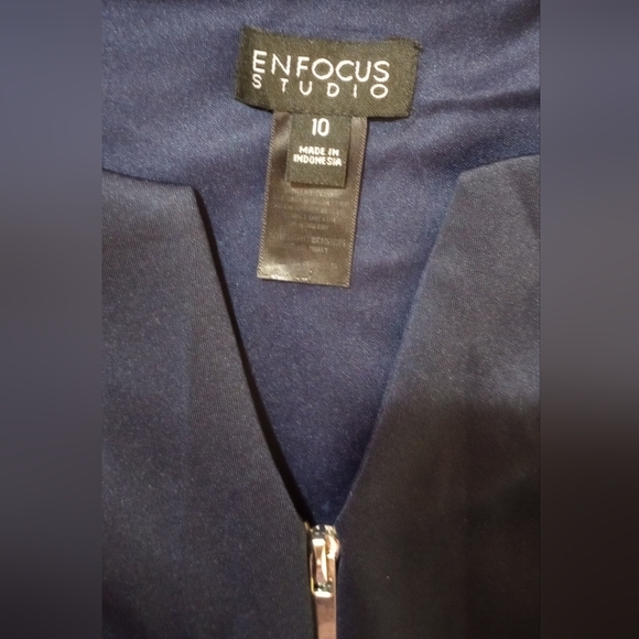 En Focus Studio Dress Size 10 Peplum Navy Blue Zipper Front BodyCon - Picture 3 of 4